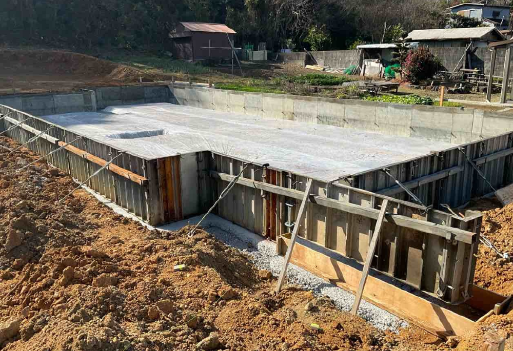 基礎工事